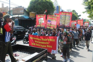 West Papuan students protest against the New York Agreement, in Yogyakarta 