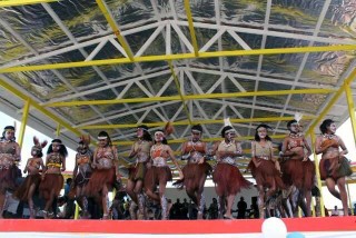 West Papuan dancers on the stage