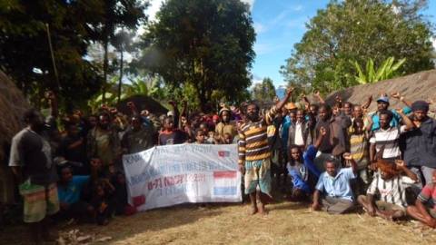 West Papuans in Lapago/Wamena support the launching of ILWP in the Netherlands