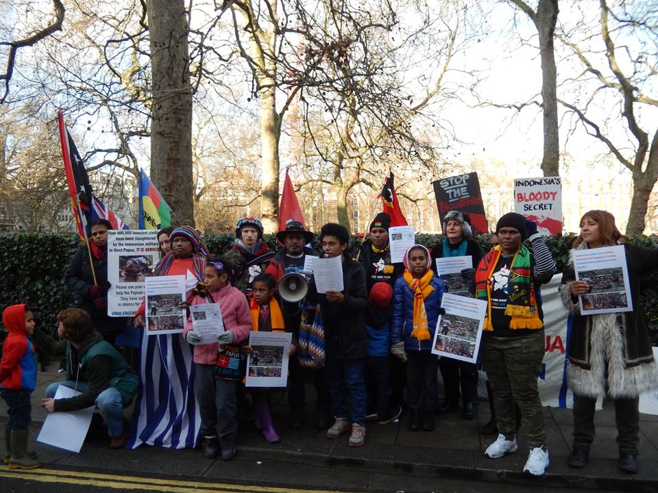 A Free West Papua Campaign protest against the brutality in Timika. Click on the photo to watch a video of the event