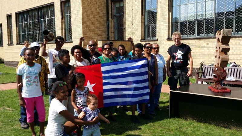 Some of the team from Free West Papua Campaign-Netherlands meeting with Mr Pietersen