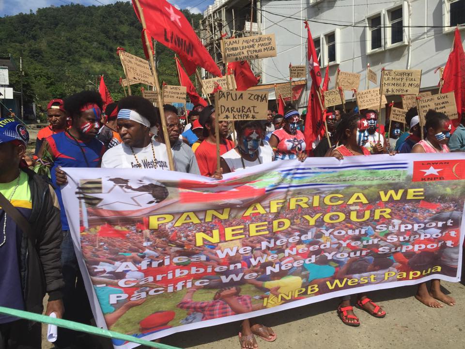 West Papuans in Wamena demonstrate in support of West Papua being rasied at ACP meeting93933